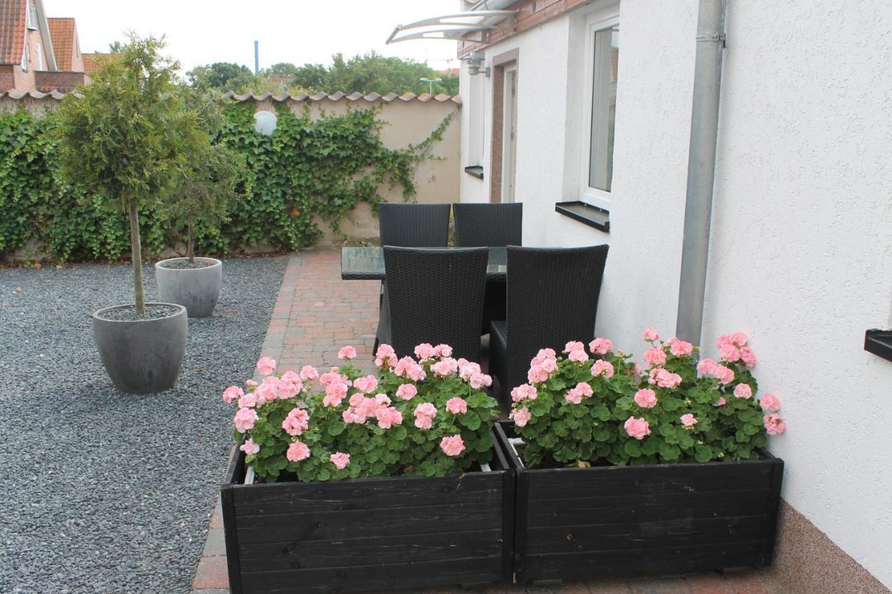 Amalie Bed And Breakfast & Apartments Odense Exterior foto